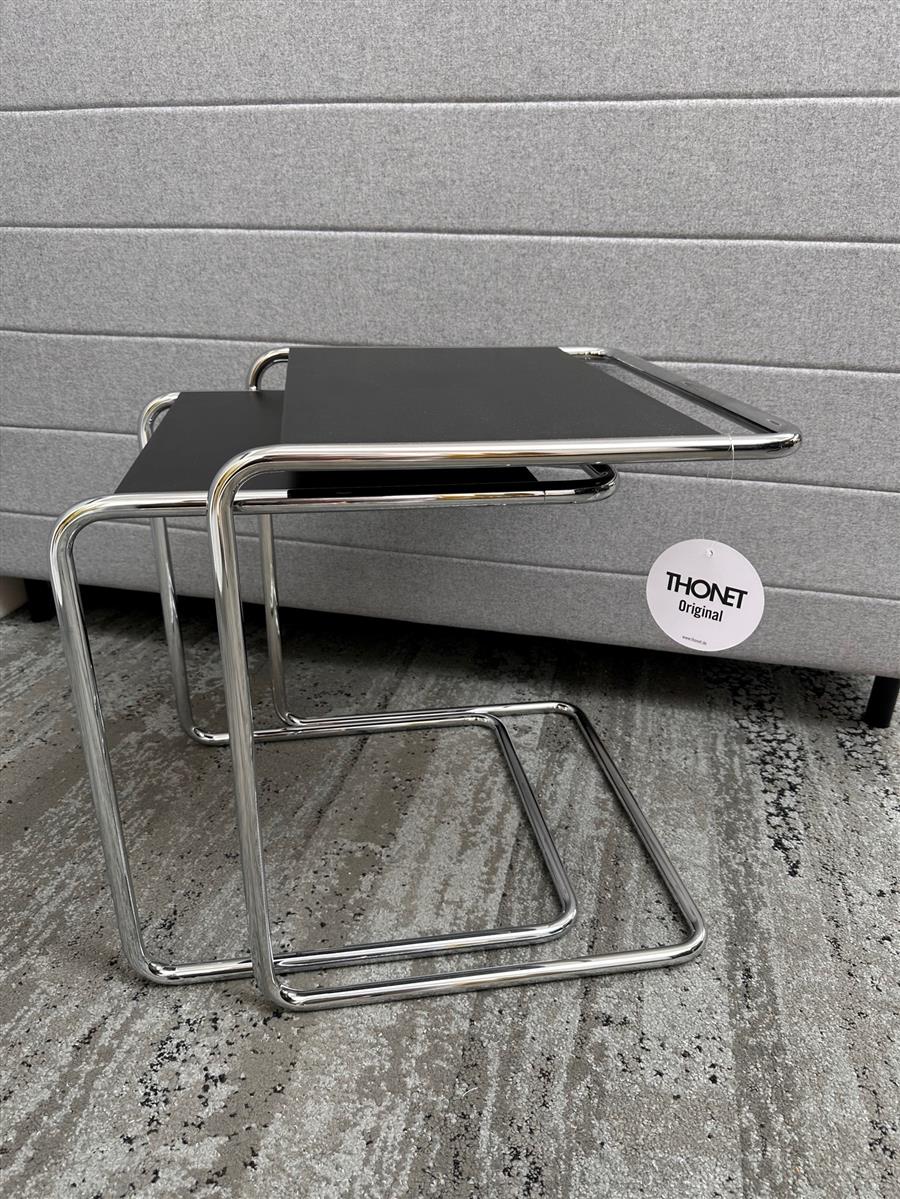 Thonet Set B 97 Beistell- und Satztisch Ausstellungsstück