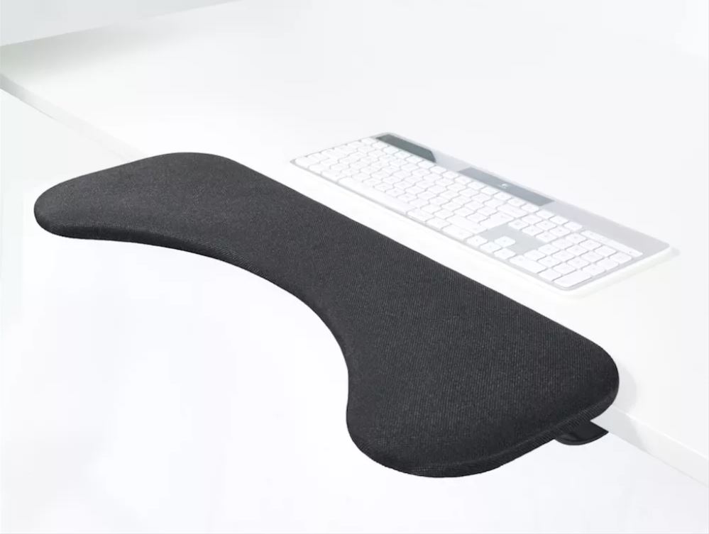 HAG Capisco 8106 Stoff Xtreme Schwarz Gestell Silber Ergonomiepaket für zentriertes Arbeiten